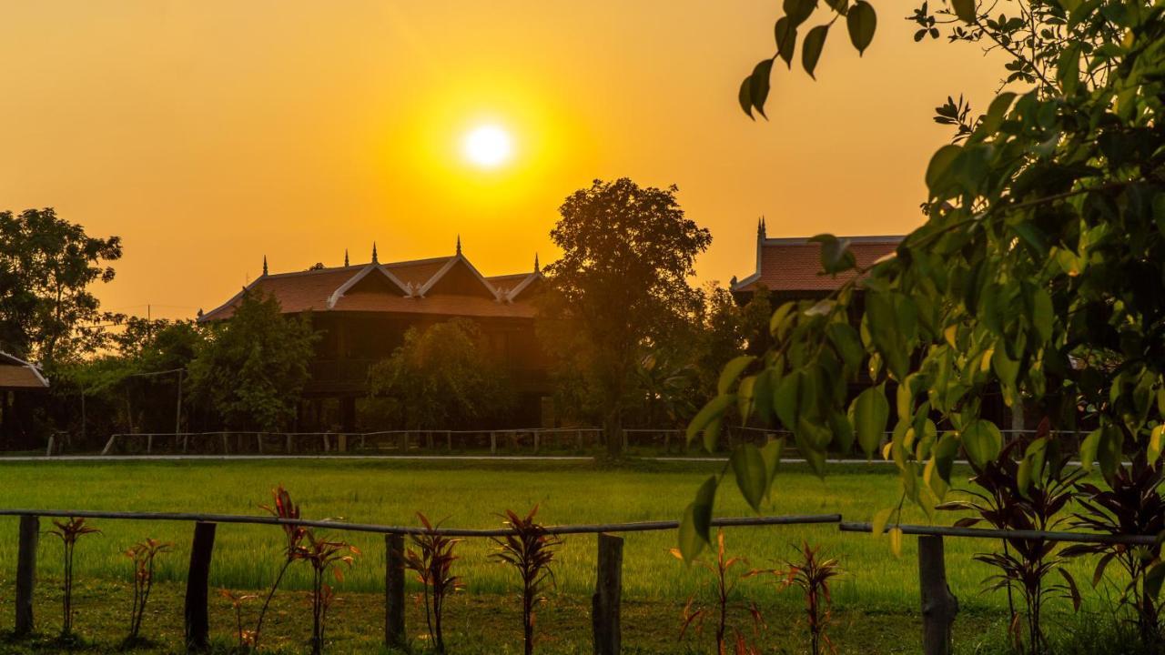 Hotel Mane Hariharalaya Siem Reap Esterno foto